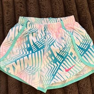 Nike girls Multicolor Graphic Shorts